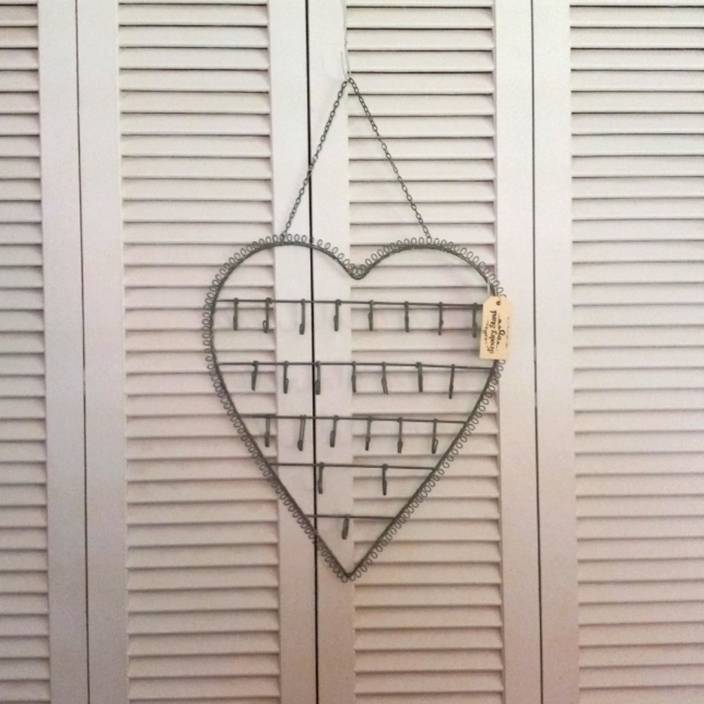 Urban Outfitters Shabby Chic Metal Jewelry organizer